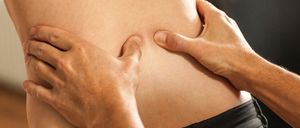 Bild enthält, Massage, Person, Patient, Therapy, Adult, Male, Man, Body Part, Knee, Shoulder