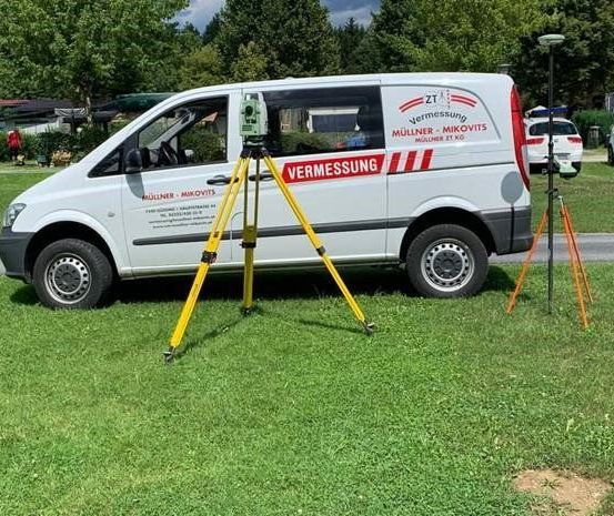 Bild enthält, Moving Van, Transportation, Van, Vehicle, Person