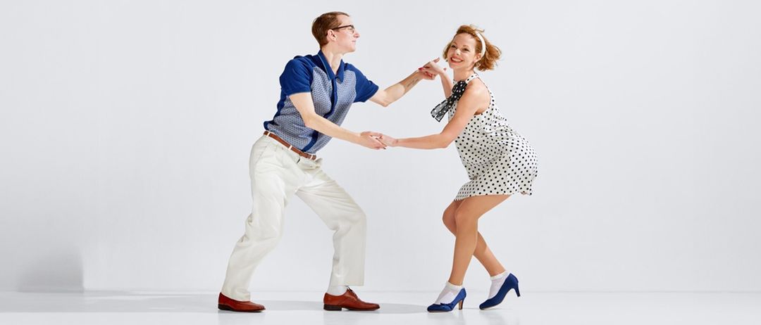 Bild enthält, Adult, Female, Person, Woman, Footwear, Shoe, Male, Man, Dancing, Face