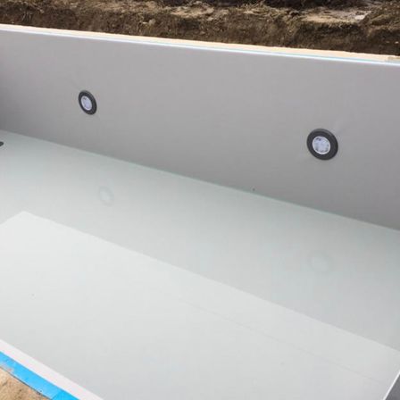 Image contains, Tub, Bathing, Bathtub, Person, Hot Tub