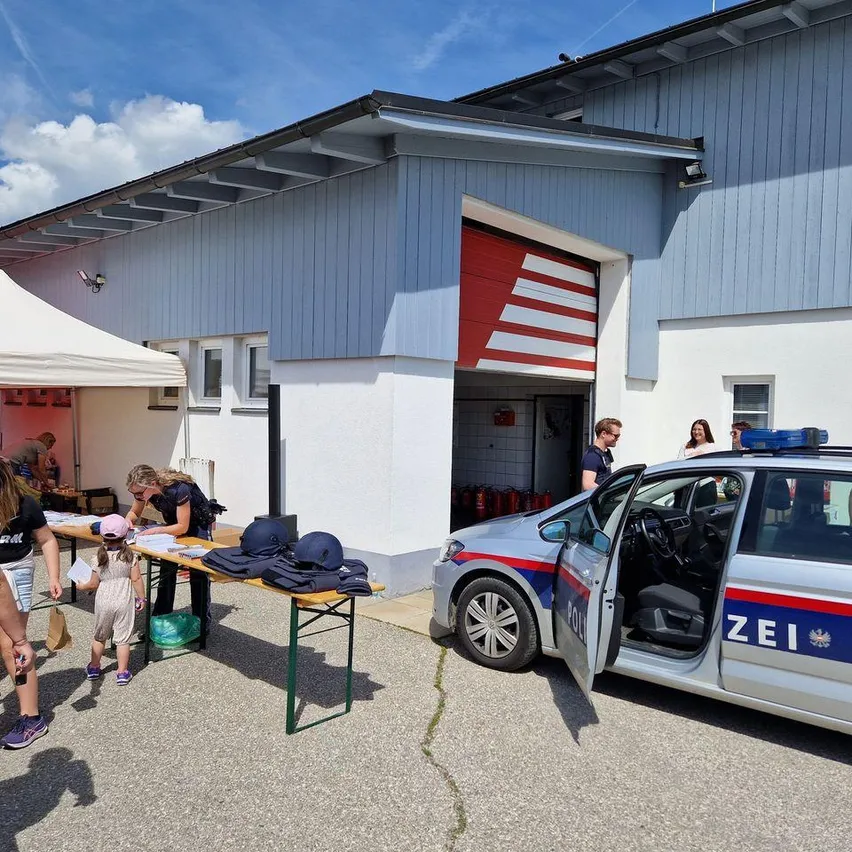 Car, Vehicle, Jeans, Pants, Person, Footwear, Shoe, Machine, Wheel, Police Station