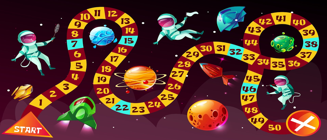 Ein buntes Spielbrett mit den Zahlen 1-50, Planeten, Raketen und Astronauten in einem Weltraumthema. Das Brett hat ein Spiraldesign mit verschiedenen Planeten und Weltraumelementen.