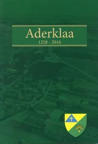 Buchdeckel mit dem Titel 'Aderklaa 1258-2016', zeigt eine Sepia-gefärbte Luftaufnahme eines Dorfes und ein Wappen unten rechts.
