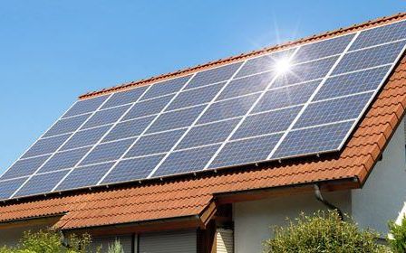 Bild enthält, Electrical Device, Solar Panels