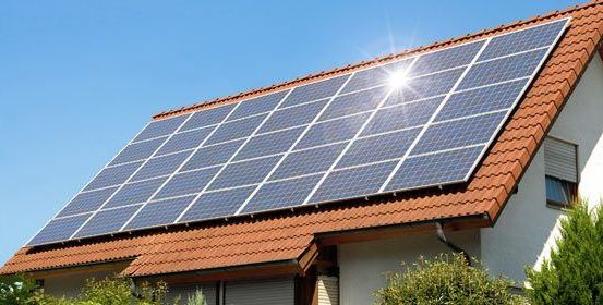 Bild enthält, Electrical Device, Solar Panels