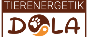 Logo für Tierenenergietik Dola, mit einem Pfotenabdruck und einem goldenen Kreis, auf schwarzem Hintergrund.