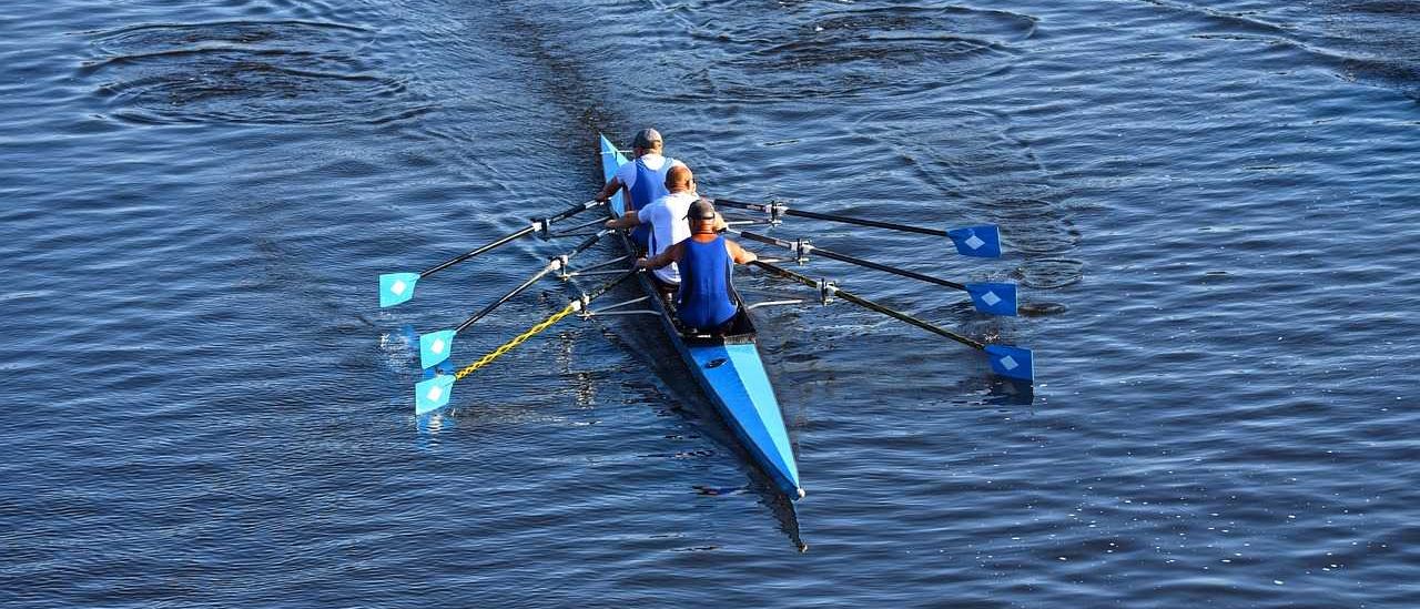 Bild enthält, Water, Boat, Transportation, Vehicle, Sport, Water Sports, Canoe, Person, Rowing, Baby