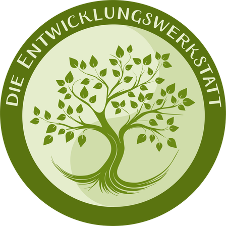 Logo der Entwicklungsagentur mit einem Baum auf weißem Hintergrund, mit dem Text "Die Entwicklungswerkstatt" in Grün.
