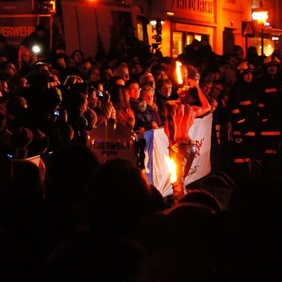 horn-ist-vorn_perchtenlauf-2015_001