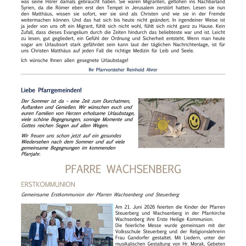 Ein Flugblatt für einen Sommerurlaub mit einem Bild von Kindern in traditioneller Kleidung, das die erste heilige Kommunion von Kindern aus Pfarren Wachsensberg und Steuerberg erwähnt.