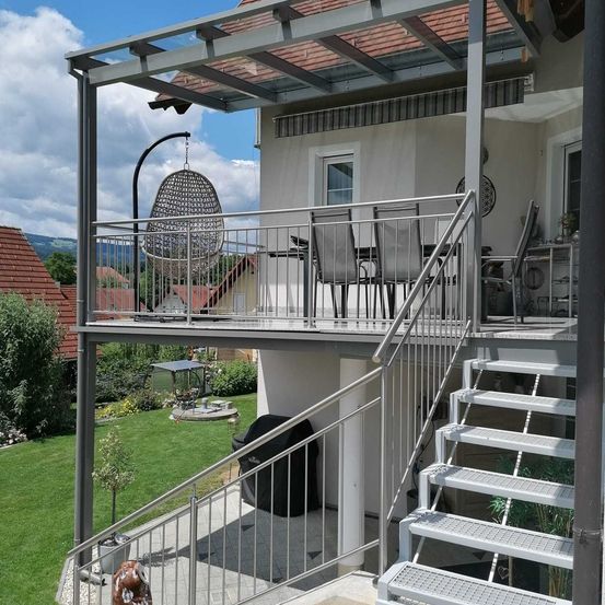 Bild enthält, House, Housing, Portico