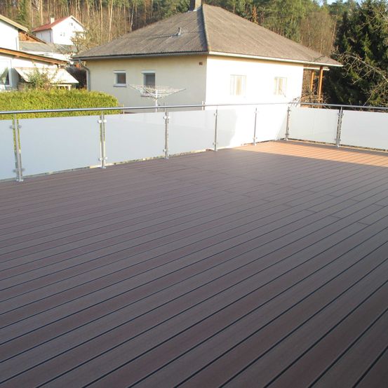 Bild enthält, Building, Deck, House, Housing, Porch