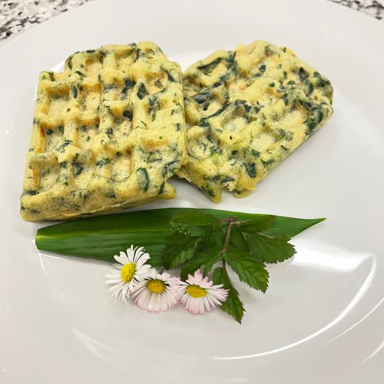 Bild enthält, Food, Food Presentation, Plate, Pizza, Frittata