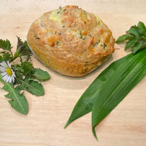Bild enthält, Food, Food Presentation, Bread, Plant, Leaf