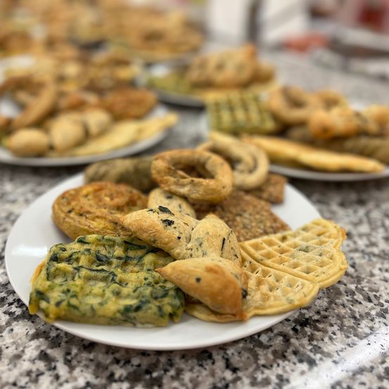 Bild enthält, Brunch, Food, Food Presentation, Plate, Bread