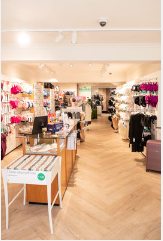 Bild enthält, Shop, Indoors, Market, Grocery Store, Supermarket