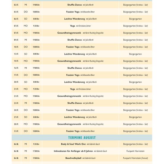 Das Bild zeigt einen Zeitplan für August mit verschiedenen Aktivitäten. Zu den Aktivitäten gehören Shuffle Dance, Faszien Yoga, Leichte Wanderung und Gesundheitsgymnastik. Jede Aktivität hat eine bestimmte Zeit und einen bestimmten Lehrer.
