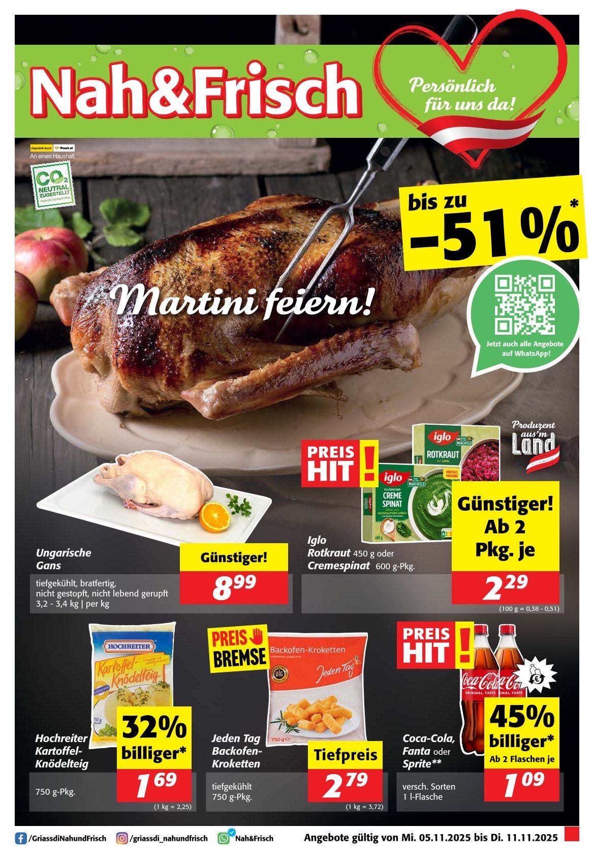 Ein Flyer für einen Lebensmittelverkauf mit Bildern von gebratenem Fleisch und Gemüse. Preisnachlässe bis zu 51%. Produkte umfassen einen Truthahn, verschiedenes Gemüse und Kartoffelknödel. Ein QR-Code und ein WhatsApp-Link für weitere Angebote sind vorhanden.