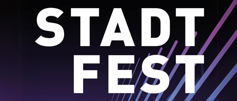 Plakat für das Stadt Fest in Bischofshofen. Beginn um 18:00 Uhr mit dem Musikkapellenumzug. Danach um 19:00 Uhr der Bieranstich, anschließend Dämmerschoppen bis 21:00 Uhr.