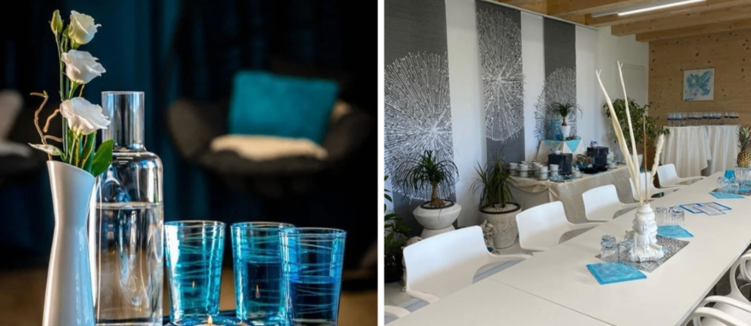 Zwei Bilder, eines mit einer blauen Tischdekoration, das andere ein Raum mit weißen Stühlen und moderner Wandkunst.