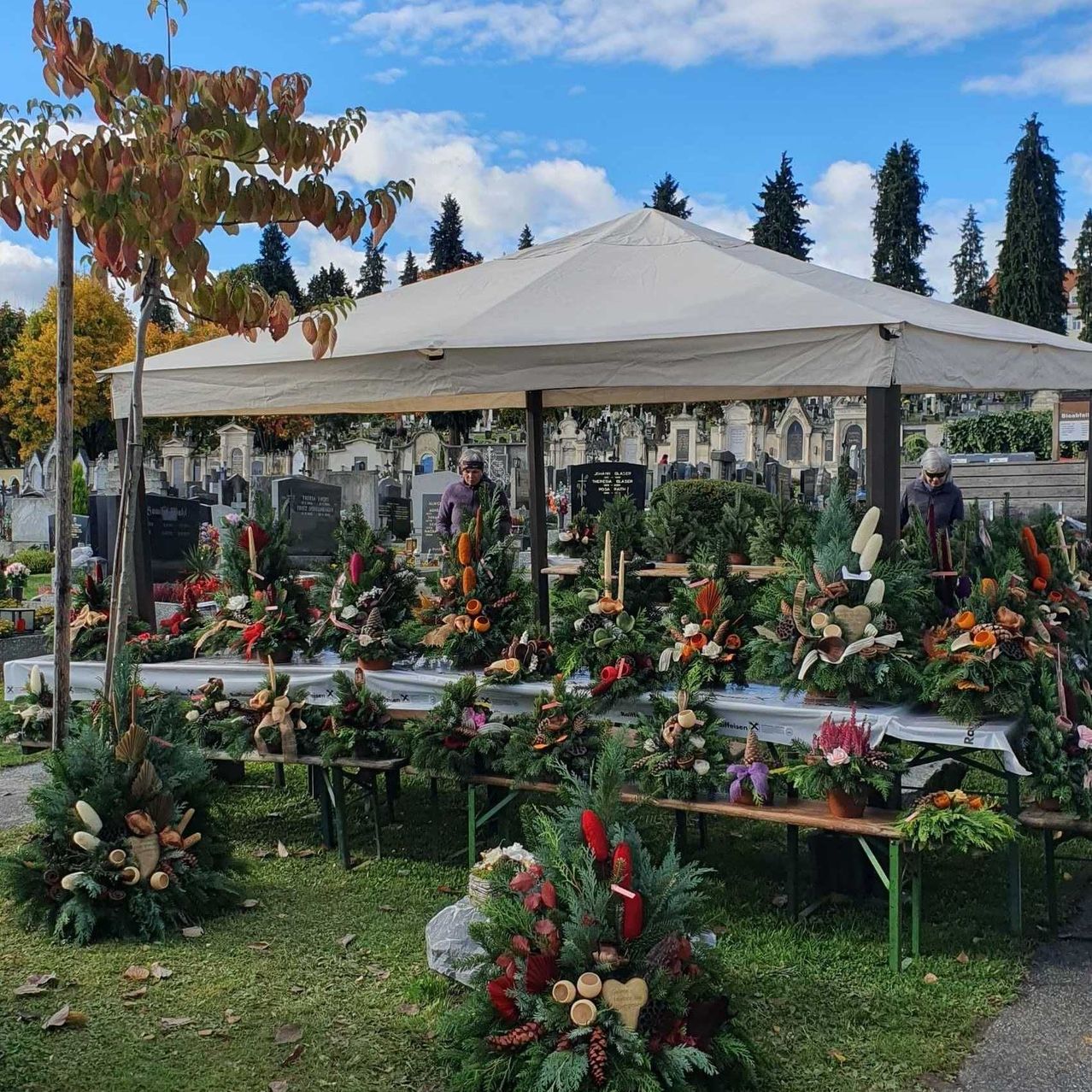 Bild enthält, Person, Christmas, Christmas Decorations, Festival, Outdoors