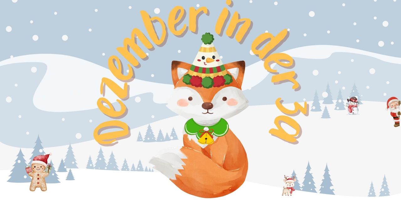 Eine festliche Illustration mit einem Fuchs, der eine Partymütze, ein grünes Halsband und eine Jingle-Glocke trägt. Der Hintergrund ist verschneit mit Bäumen und einem blauen Himmel.