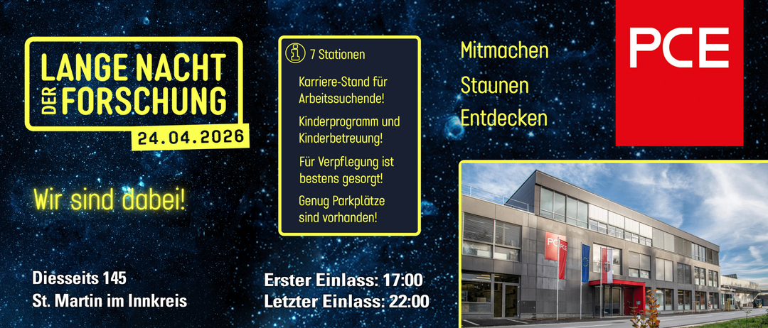 Das Bild zeigt ein Plakat mit einem Gebäude im Hintergrund. Es bewirbt einen Karriere-Stand mit Kinderbetreuung und ausreichend Parkplätzen, geöffnet von 17:00 bis 22:00 Uhr.