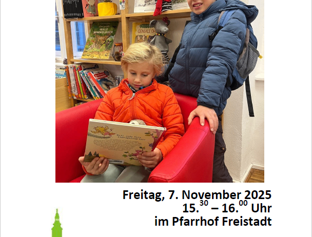 Plakat zum Vorlesen mit dem Weihnachtsmann und Mio Maus, für Kinder ab 3 Jahren. Zwei Kinder in einer Bibliothek, eines liest ein Buch, das andere lächelt. Das Datum 7. November 2025 ist auf dem Plakat geschrieben.