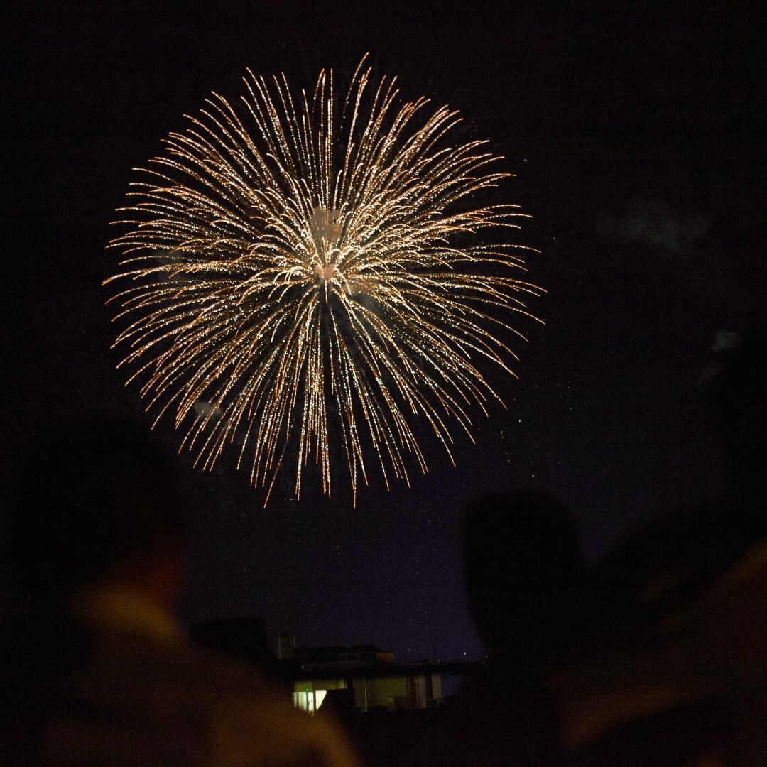 Bild enthält, Fireworks, Person