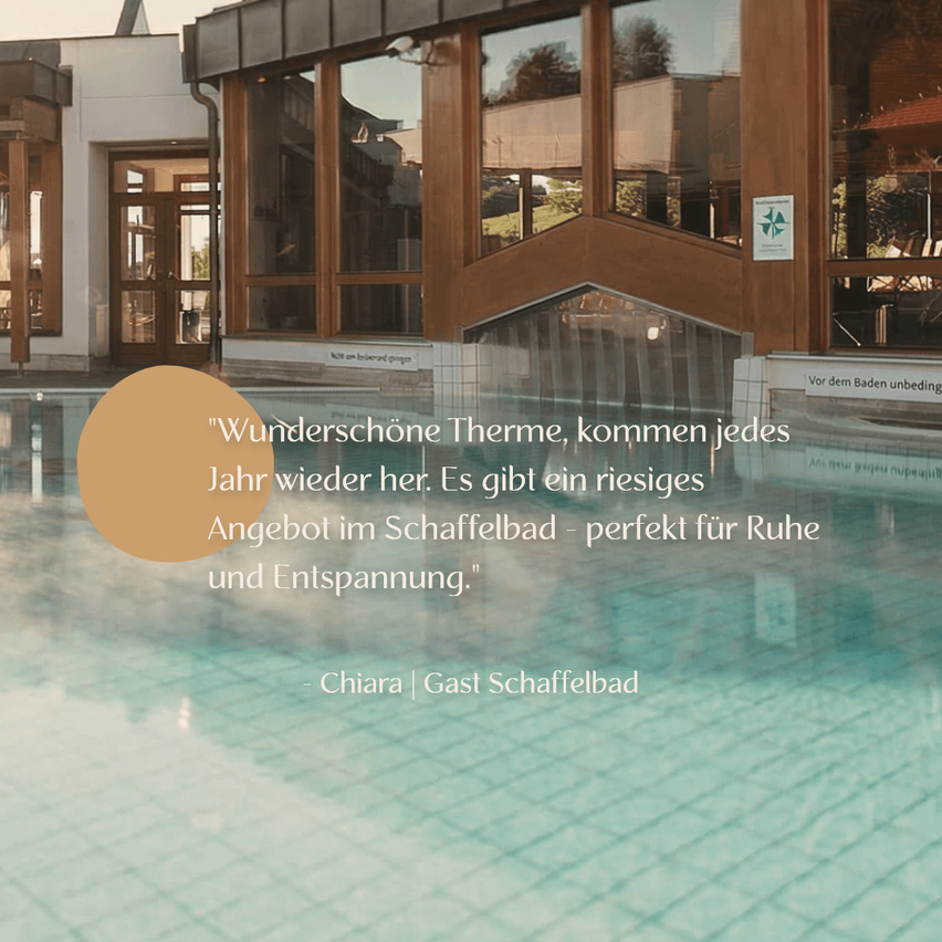 Ein Zitat von Chiara Gast Schaffelbad über ein wunderbares Thema, perfekt für Entspannung. Das Bild zeigt einen Swimmingpool mit einem Gebäude dahinter.