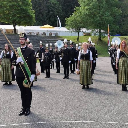 v1_migrated_image_9068895