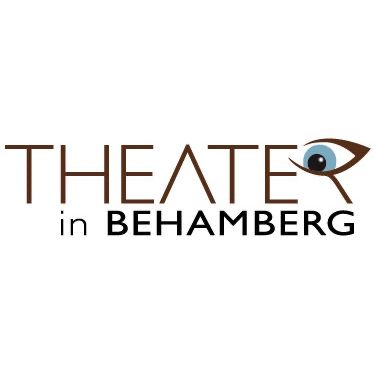Das Logo für Theater in Behamberg zeigt ein stilisiertes Auge mit braunem Umriss und blauer Iris auf weißem Hintergrund. Das Wort 'Theater' ist in Braun geschrieben, während 'in Behamberg' in Schwarz steht.