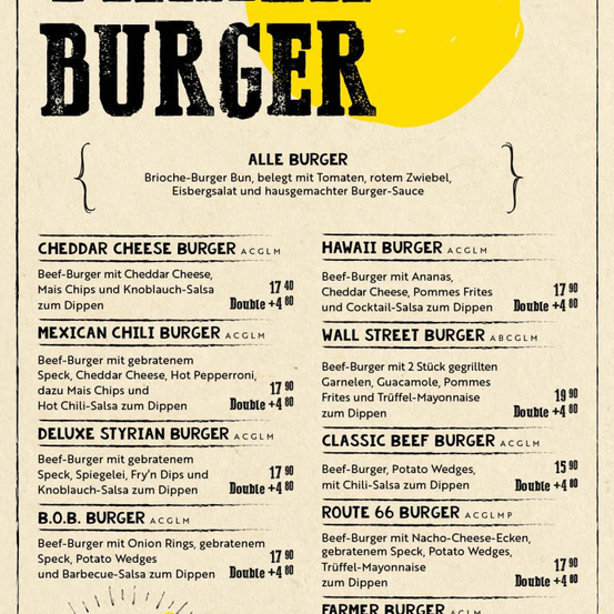 Ein Menü zeigt verschiedene Burger-Optionen, darunter Cheddar-Käse, Hawaiian, Mexikanischer Chili, Deluxe Styrian, B.O.B., Wall Street, klassischer Beef und Route 66 Burger, jeweils mit spezifischen Zutaten und Preisen.