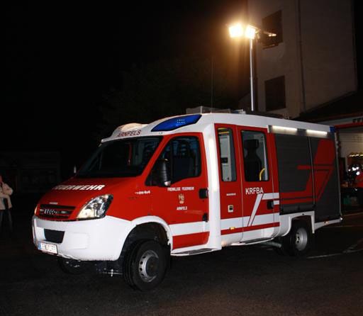 Bild enthält, Transportation, Vehicle, Moving Van, Van, Machine, Wheel, Truck, Fire Truck