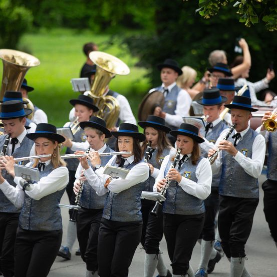 People, Person, Group Performance, Music Band, Adult, Female, Woman, Male, Man, Marching