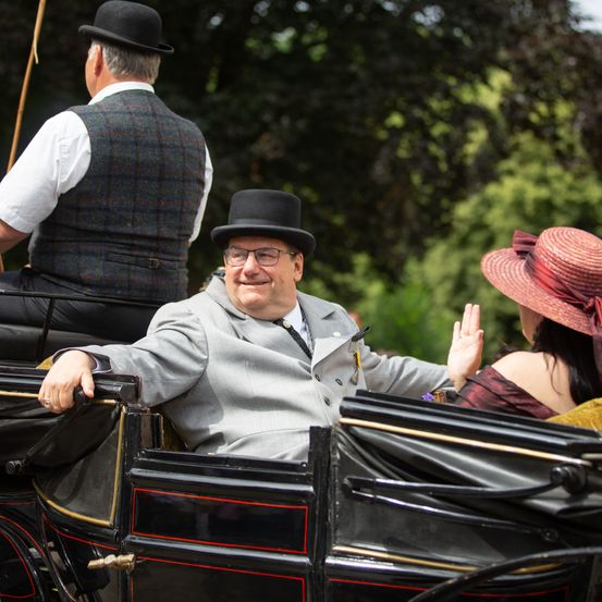 Hat, Sun Hat, Adult, Male, Man, Person, Female, Woman, Carriage, Face