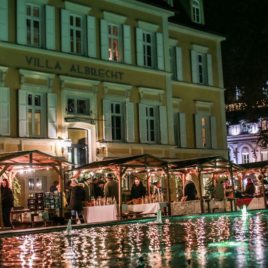 Urban, Building, City, Lighting, Metropolis, Hotel, Person, Restaurant, Night, Canal