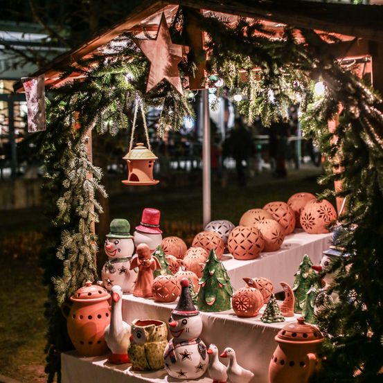 Christmas, Christmas Decorations, Festival, Person, Cookware, Pot, Outdoors