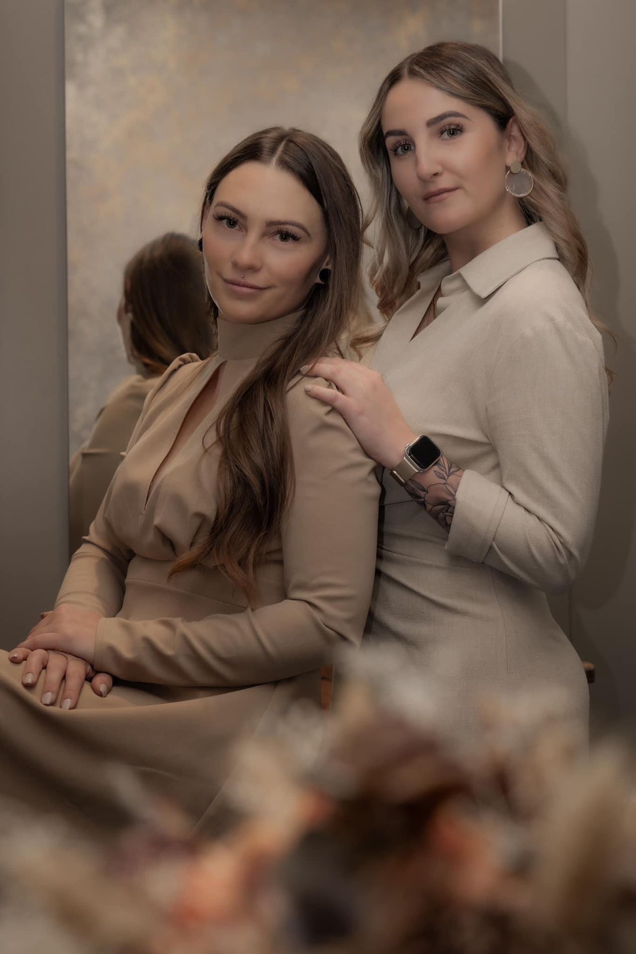 Bild enthält, Face, Head, Person, Smile, Adult, Female, Woman, Brown Hair, Hair, Formal Wear