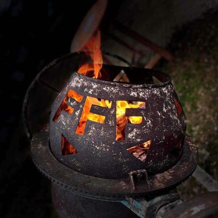 Bild enthält, Cookware, Pot, Cooking Pot, Food, Forge