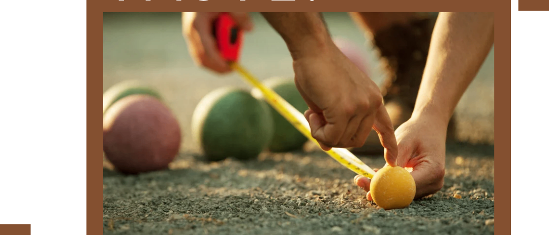 Boccia-Spieler messen Bälle mit einem Maßband. Die Veranstaltung ist Bocciatunier Coole House Beats Tasty Food & Drink. Datum ist der 6. September 2025.