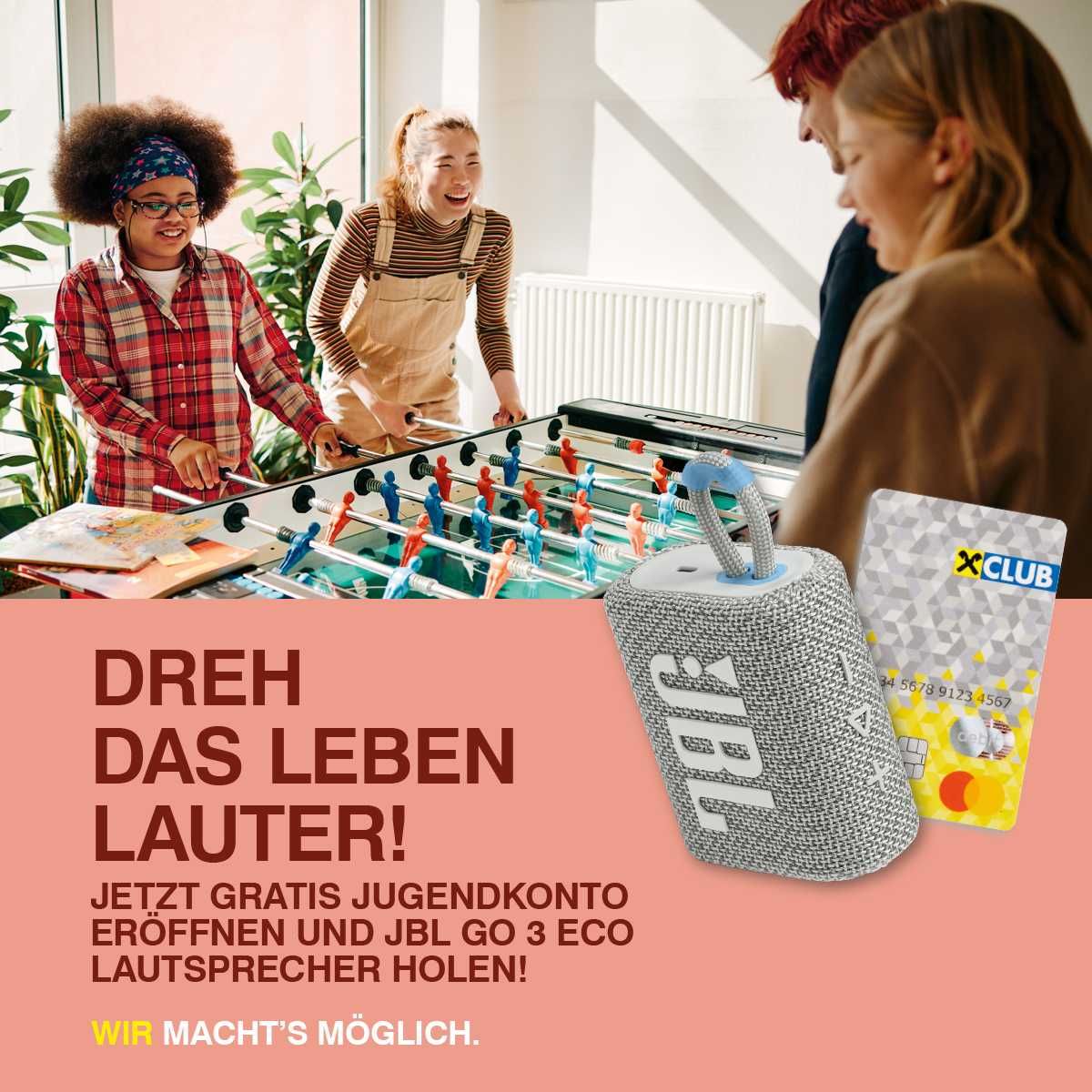 Bild enthält, Advertisement, Poster, People, Person, Adult, Female, Woman, Credit Card