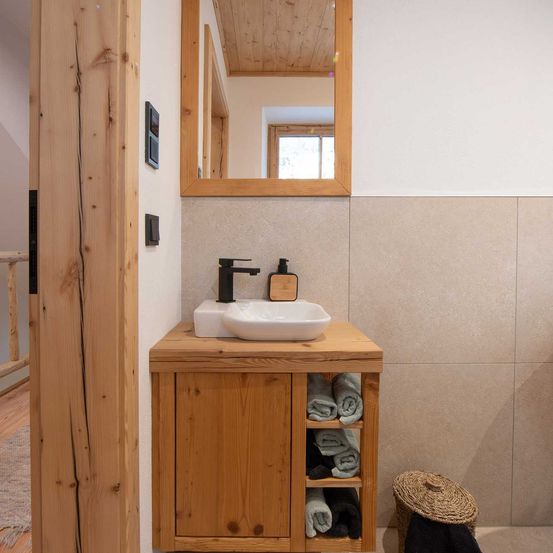 bad-fichte-altholz-gehackt-tischlerei-seidl-seneu-04