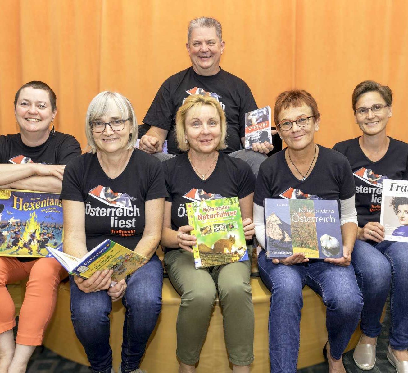 Image contains, People, Person, Book, Publication, Groupshot, Adult, Female, Woman, Male, Man