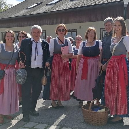 Prigglitz prickelt, MGV und Gem. Chor Prigglitz, den tollen Musikgruppen zuhören und Spaß haben 