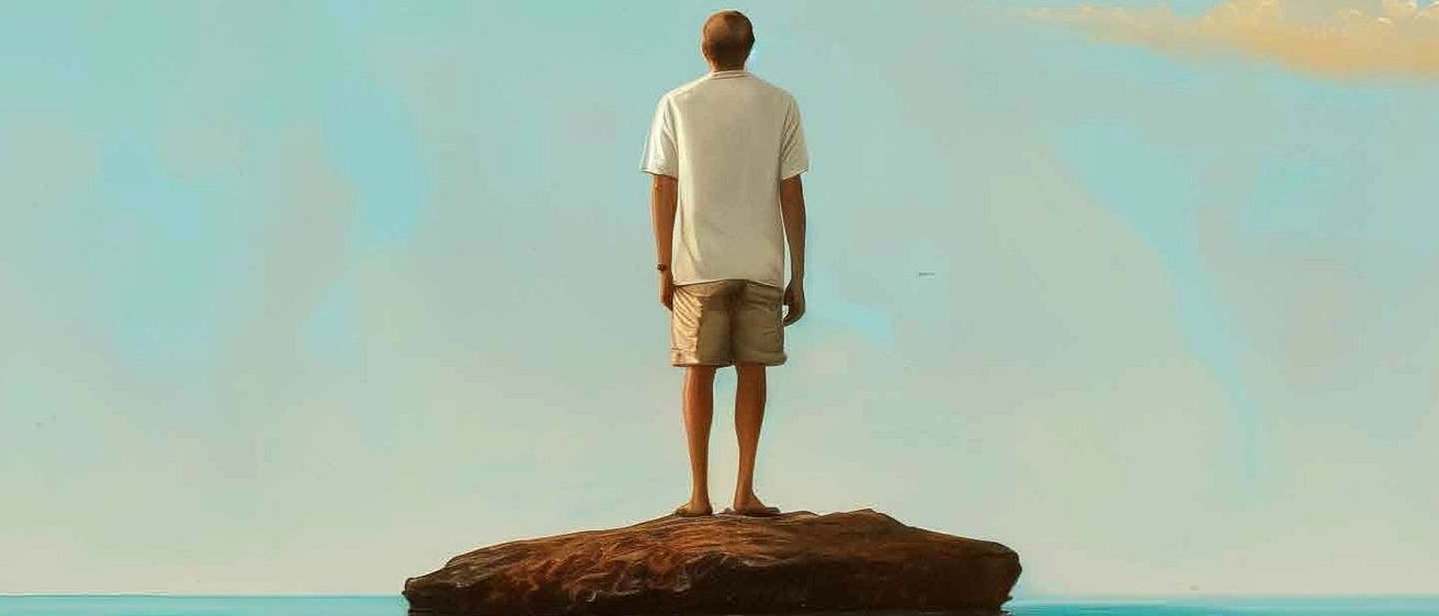 Bild enthält, Person, Standing, Shorts, Adult, Male, Man, Beachwear, Horizon, Outdoors, Sky