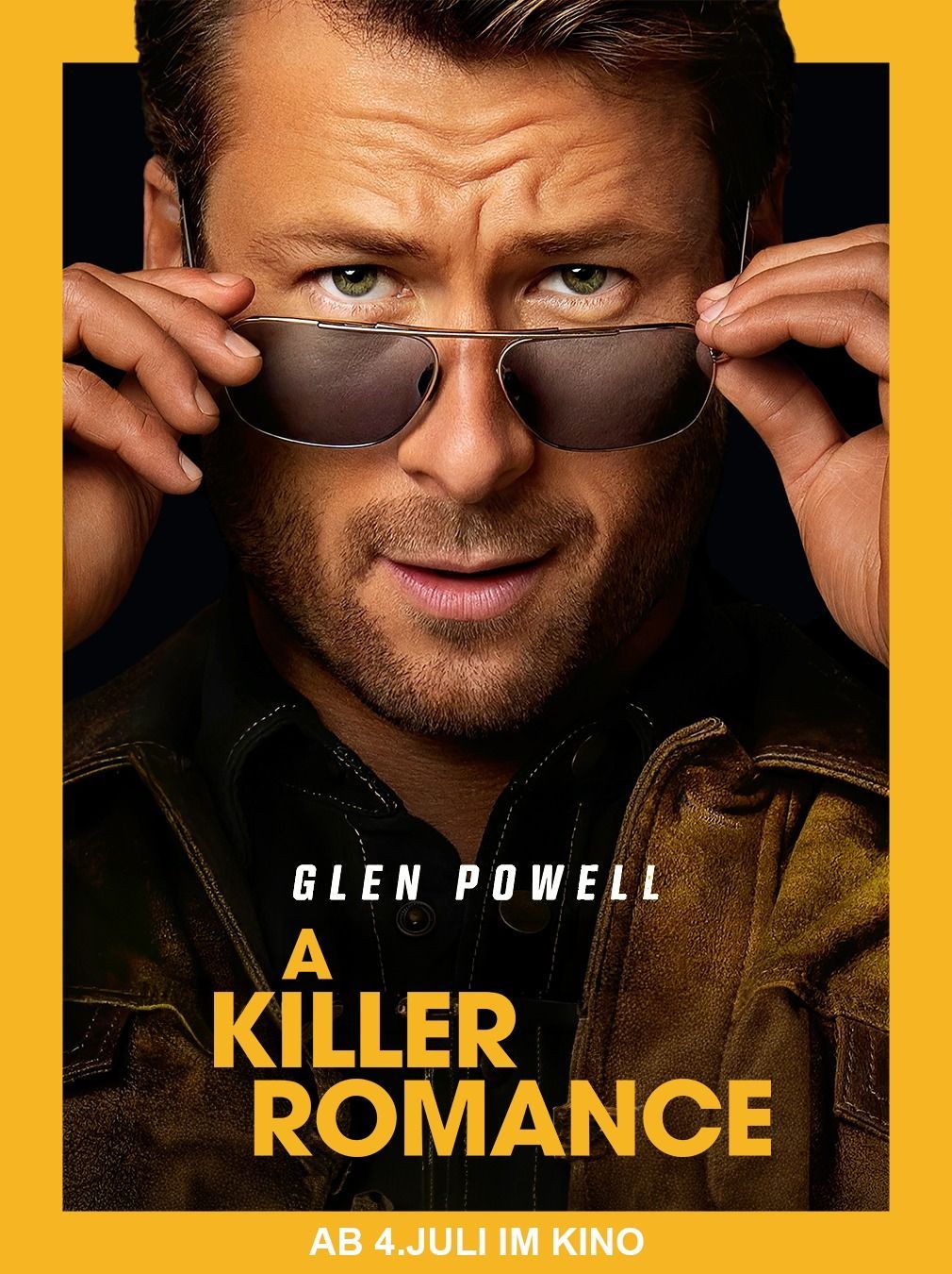 Bild enthält, Sunglasses, Advertisement, Jacket, Adult, Male, Man, Person, Publication, Poster, Portrait