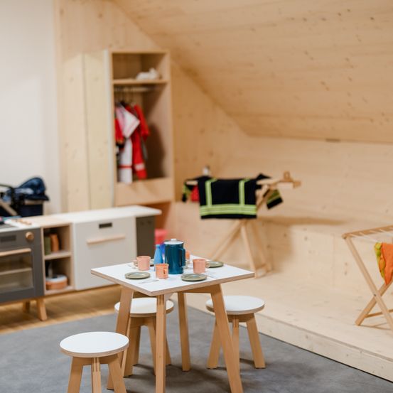 Plywood, Wood, Indoors, Interior Design, Floor, Flooring, Bar Stool, Furniture, Cup, Plate