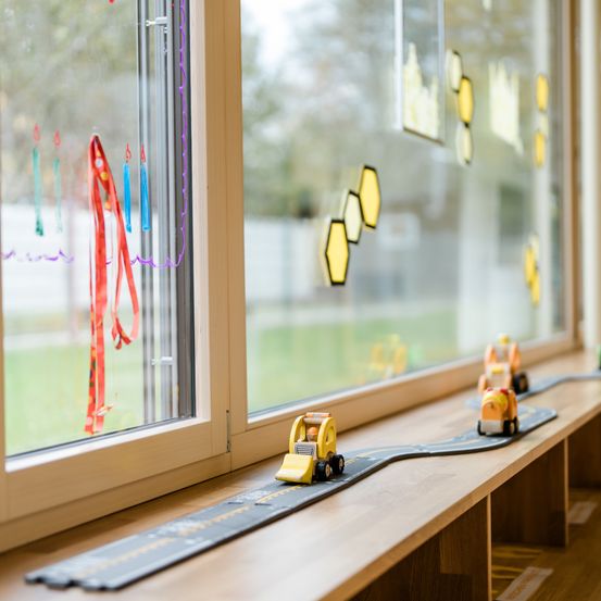 Window, Windowsill, Indoors, Interior Design, Machine, Wheel