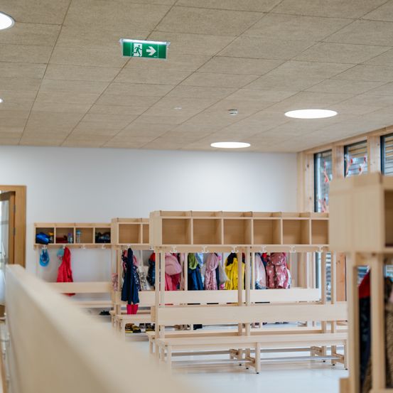 Plywood, Wood, Furniture, Architecture, Building, Indoors, Interior Design, Flooring, Dressing Room, Shop